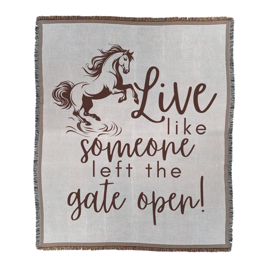 Live_like_someone_left_the_gate_open_Ho_Main_V_Mockup.png